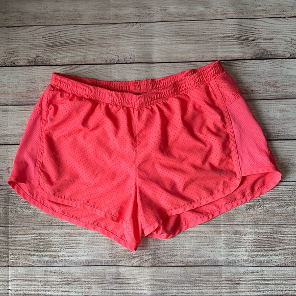Old Navy Activewear Hot pink Workout Shorts Medium running training activewear - Picture 2 of 6